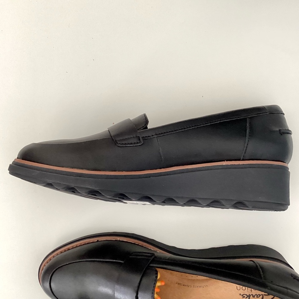 \Clarks\• NWT Sharon Gracie Slip-On Loafer Flats - Picture 5 of 12